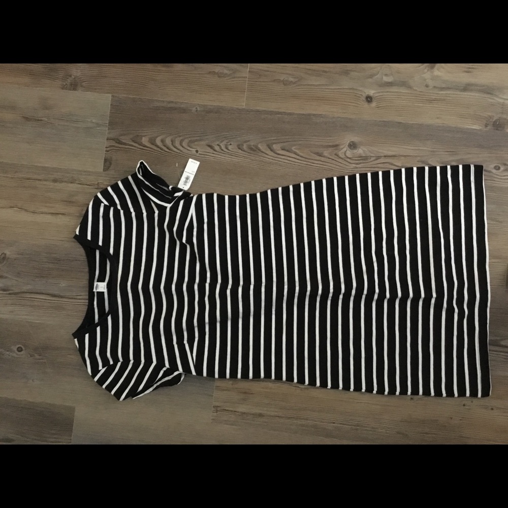 L Old Navy Tshirt Dress
